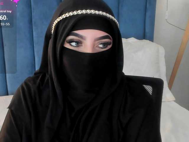 malih- live cam on BongaCams