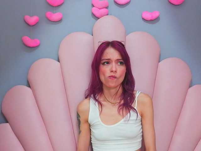 LUCYMILLER live cam on BongaCams