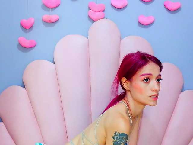 LUCYMILLER live cam on BongaCams