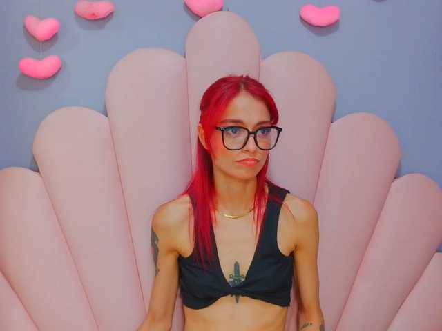 LUCYMILLER, live now on BongaCams