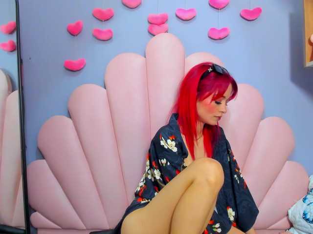 LucyMiller's BongaCams show and profile