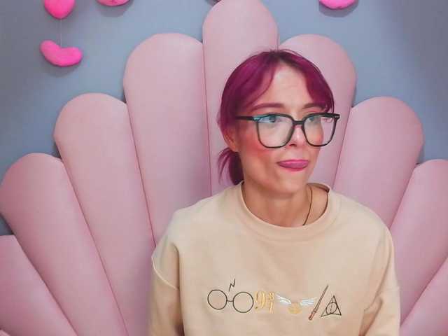LUCYMILLER live cam on BongaCams