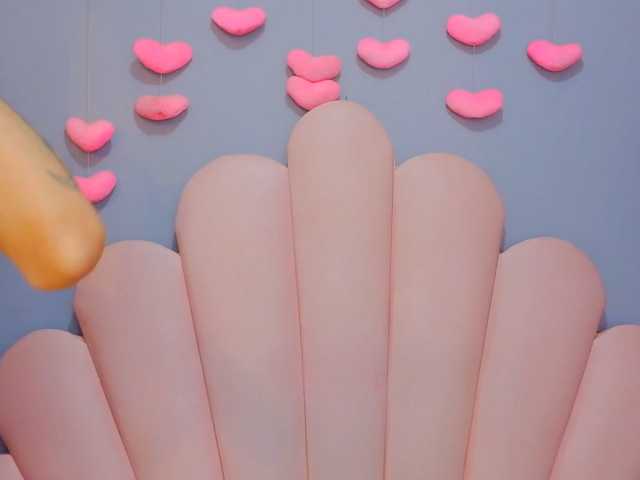 LUCYMILLER live cam on BongaCams