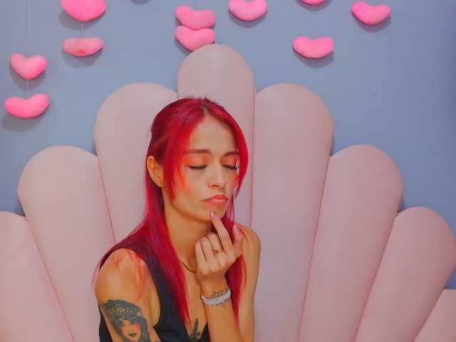 LUCYMILLER live cam on BongaCams