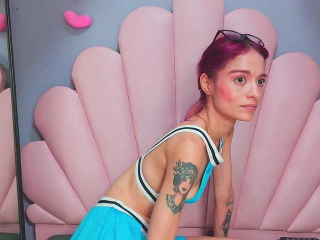 LUCYMILLER live cam on BongaCams