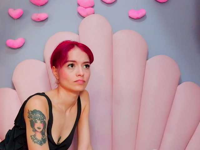 LUCYMILLER live cam on BongaCams
