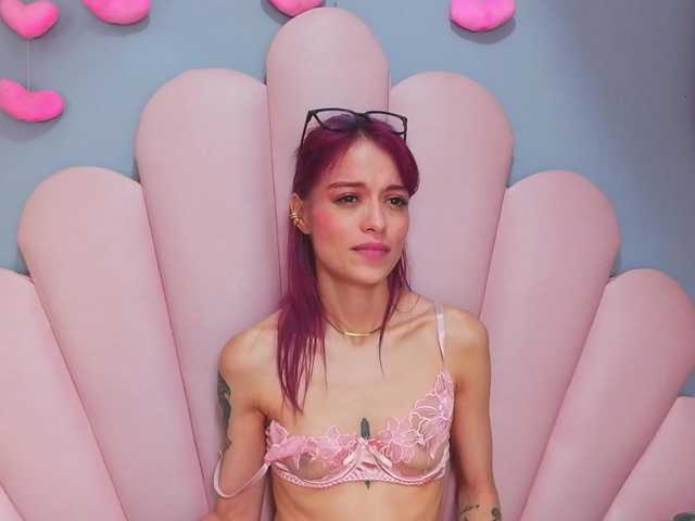 LUCYMILLER live cam on BongaCams