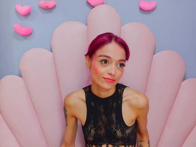 LUCYMILLER live cam on BongaCams