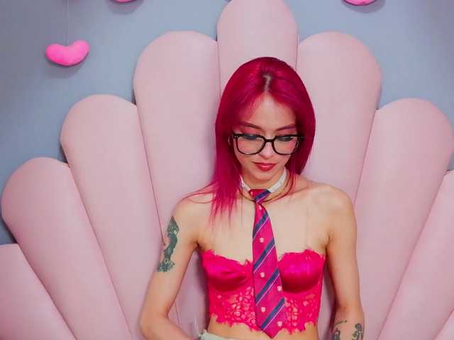 LUCYMILLER live cam on BongaCams