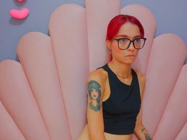 LUCYMILLER live cam on BongaCams