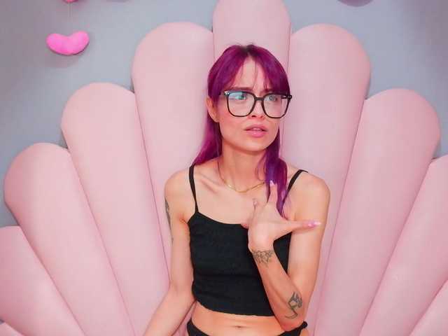 LUCYMILLER live cam on BongaCams