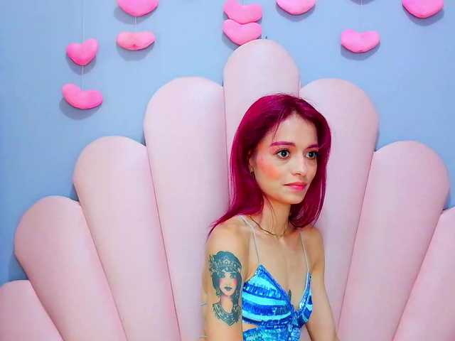 LUCYMILLER live cam on BongaCams