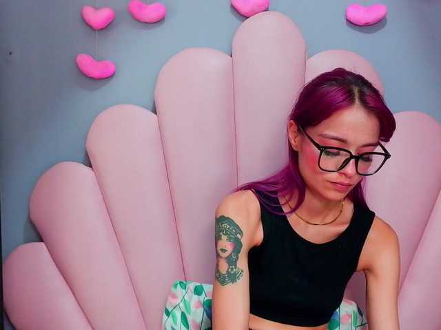 LUCYMILLER live cam on BongaCams