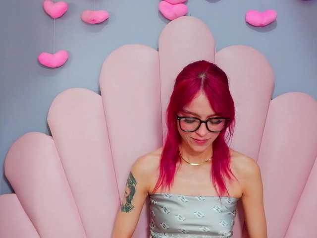LUCYMILLER live cam on BongaCams