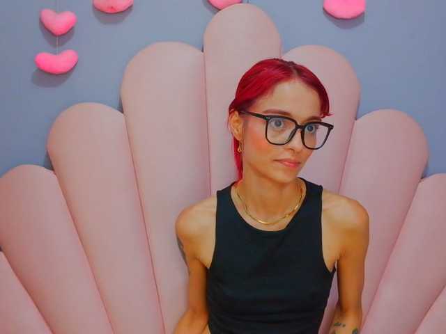 LUCYMILLER live cam on BongaCams