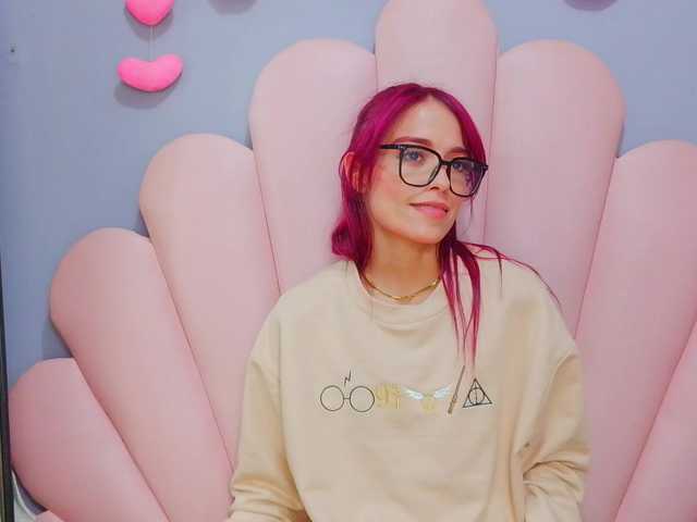 LUCYMILLER live cam on BongaCams