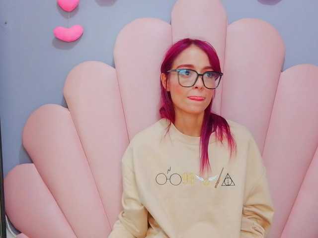 LUCYMILLER live cam on BongaCams