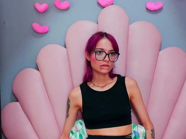 LUCYMILLER live cam on BongaCams