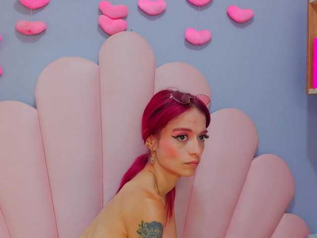 LUCYMILLER live cam on BongaCams