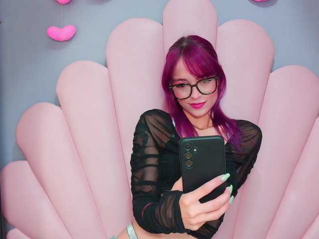 lucymiller live sex show