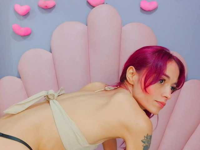 LUCYMILLER live cam on BongaCams