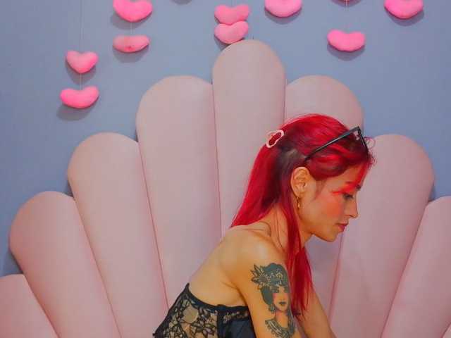 LUCYMILLER, en vivo ahora en BongaCams