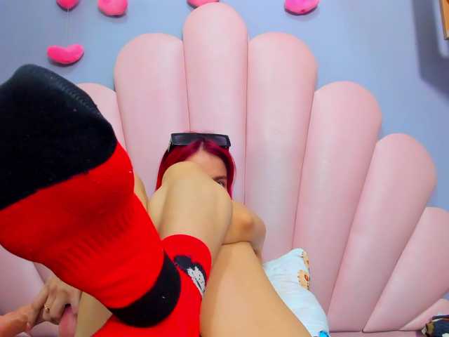 LucyMiller's BongaCams show and profile