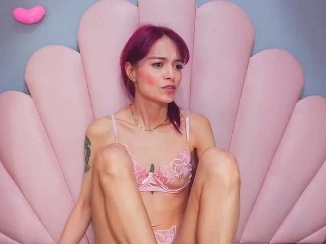 LUCYMILLER live cam on BongaCams