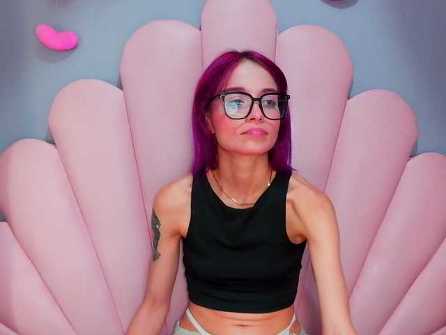 LUCYMILLER live cam on BongaCams