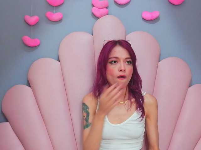 LUCYMILLER live cam on BongaCams