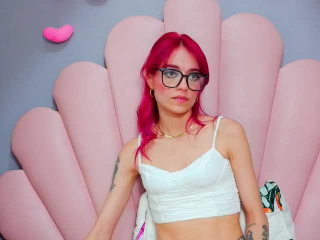 LUCYMILLER live cam on BongaCams