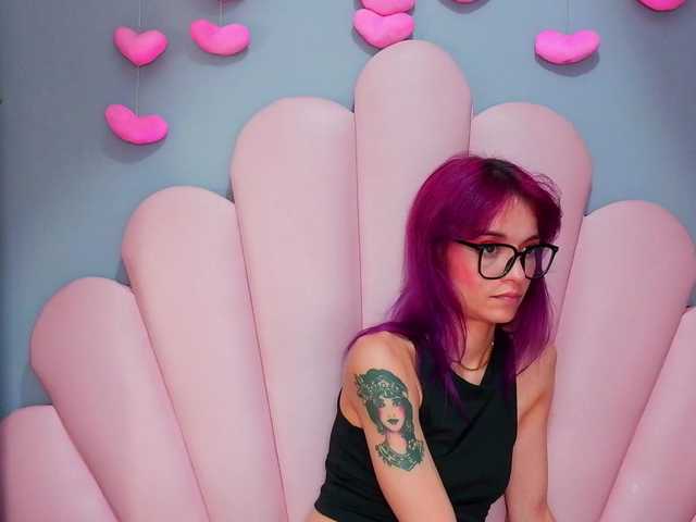 LUCYMILLER live cam on BongaCams