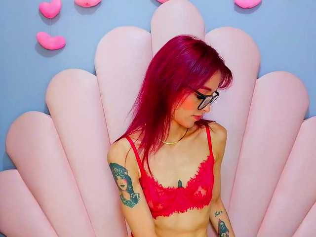 LUCYMILLER live cam on BongaCams