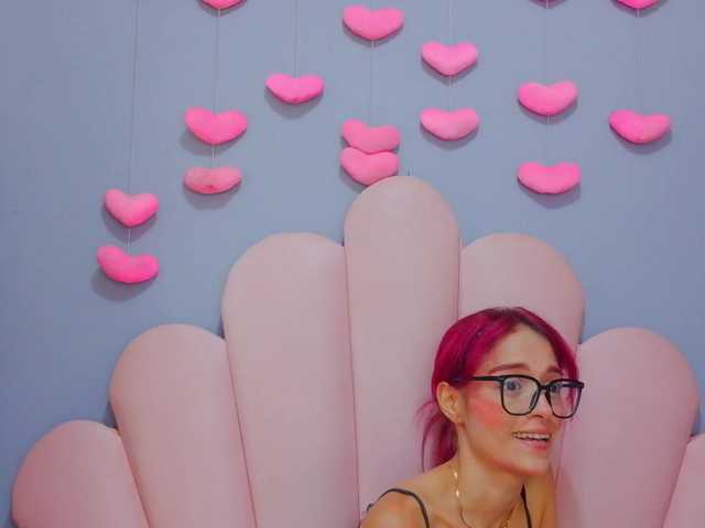 LUCYMILLER live cam on BongaCams