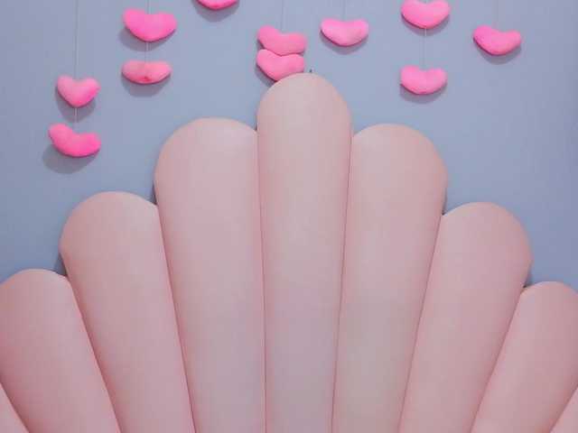 LUCY_MILLER live cam preview