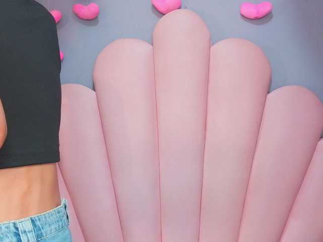 LUCYMILLER live cam on BongaCams