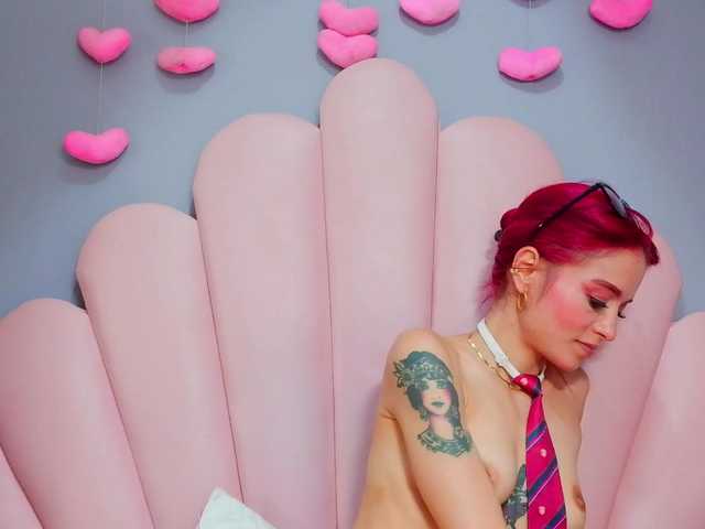 LUCYMILLER live cam on BongaCams