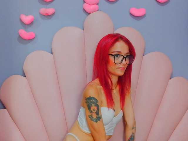 LUCYMILLER live cam on BongaCams