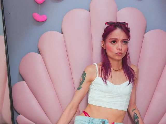 LUCYMILLER live cam on BongaCams