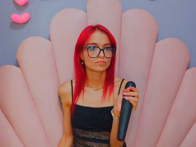 LUCYMILLER, en vivo ahora en BongaCams