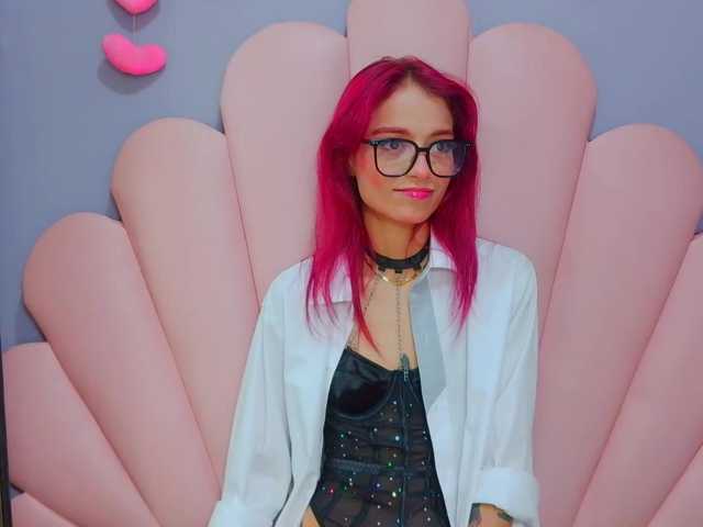 LUCYMILLER live cam on BongaCams