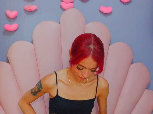 LUCYMILLER live cam on BongaCams