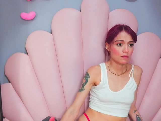 LUCYMILLER Прямой эфир на BongaCams