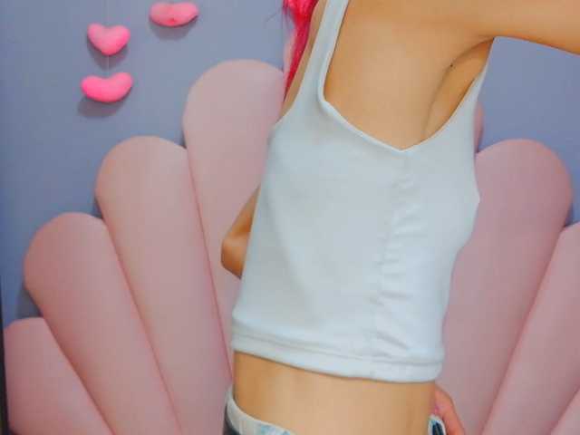 LUCY_MILLER live cam preview