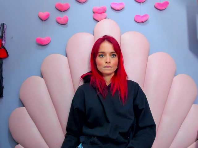 LucyMiller's BongaCams show and profile