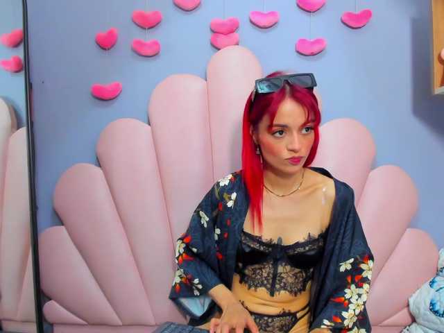 LucyMiller's BongaCams show and profile