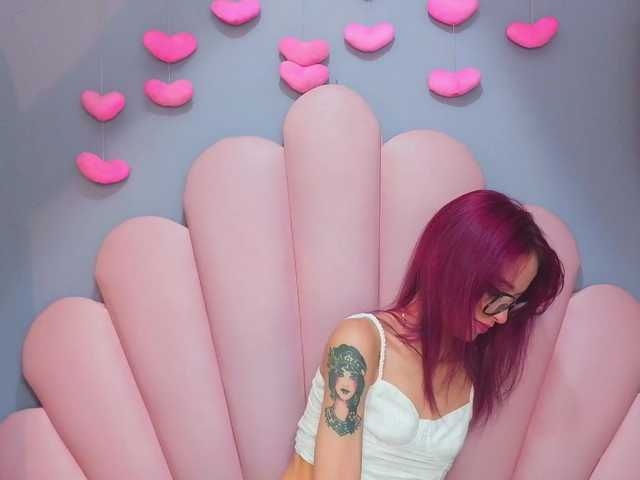 LUCYMILLER live cam on BongaCams