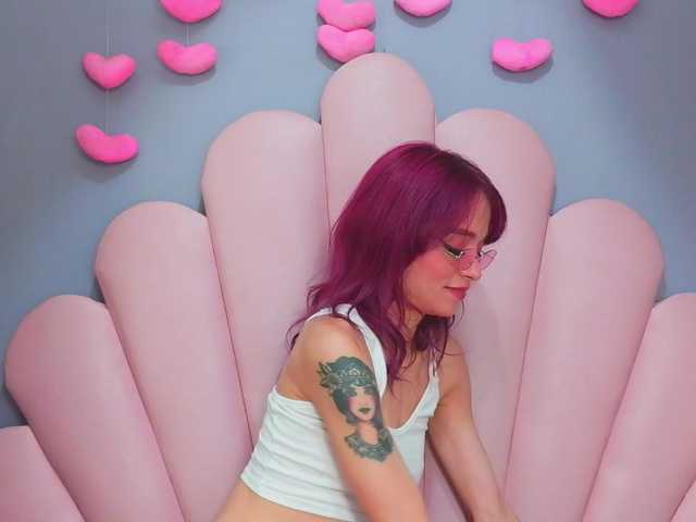 LUCYMILLER live cam on BongaCams