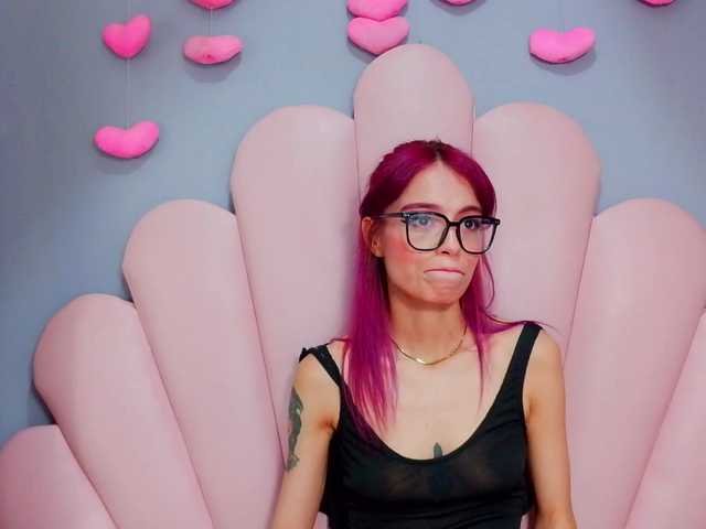 LUCYMILLER live cam on BongaCams