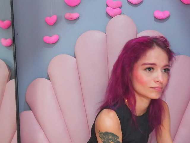 LUCYMILLER live cam on BongaCams